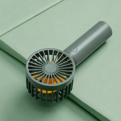 1200mAh Mini Handheld Electric Fan Silent 3 Vane Battery Operated Fan Untuk Berkemah