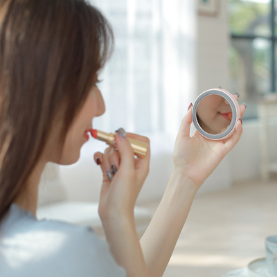 Kipas angin handy isi ulang dengan 3 tingkat kecepatan &amp; cermin make-up