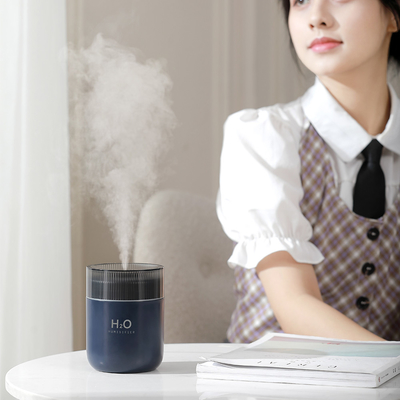 Lampu Malam LED USB Air Humidifier 380ml Penyemprotan 40 Ml/H Kecil Keren Tipe C