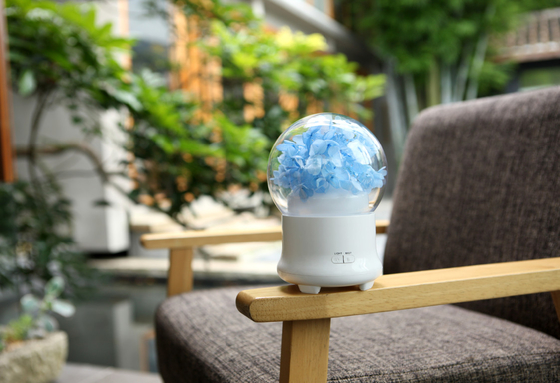 Lampu LED Diffuser Minyak Esensial Besar 100ml 30mL / H Aroma Diffuser Dengan Remote